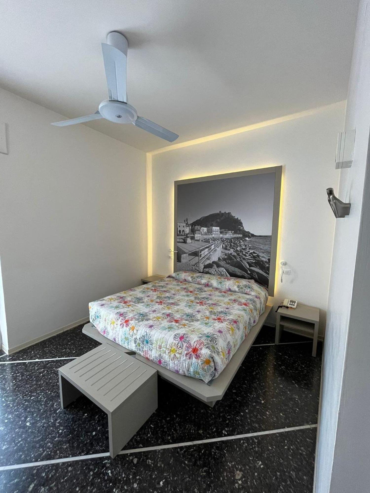 Hotel Al Capo Varigotti Exteriér fotografie